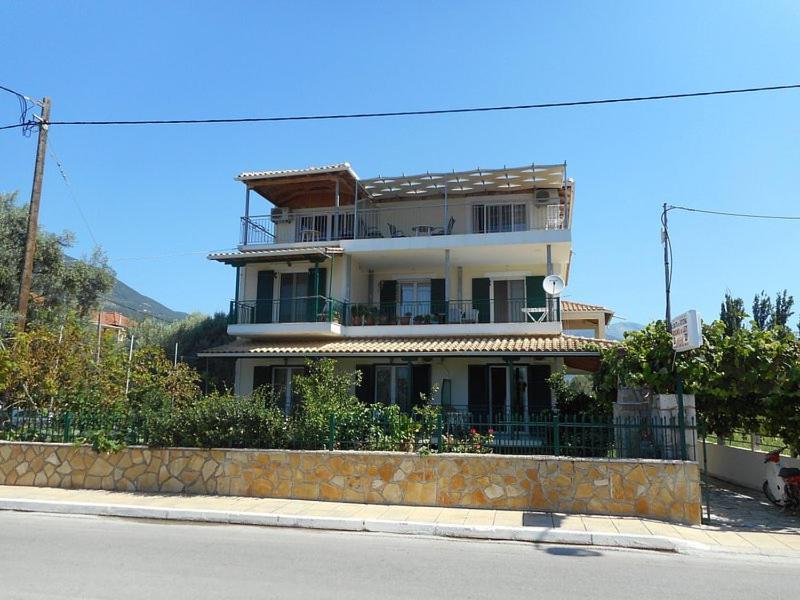 Zotos Studios Vasiliki  Ngoại thất bức ảnh